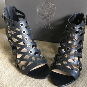 Brand New Vince Camuto black shoes